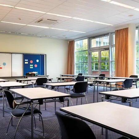 מלון Seminaris Seehotel פוטסדאם