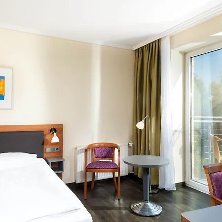 Seminaris Seehotel 호텔 포츠담