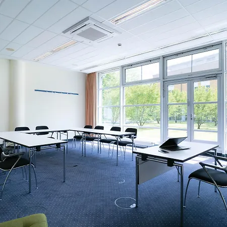 מלון Seminaris Seehotel 4*