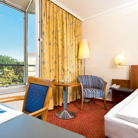 מלון Seminaris Seehotel