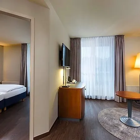 Seminaris Seehotel Потсдам