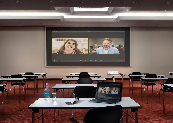 波茨达姆塞米钠里斯海洋酒店 酒店