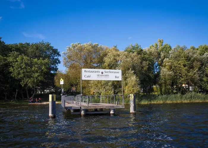 波茨达姆塞米钠里斯海洋酒店 4*